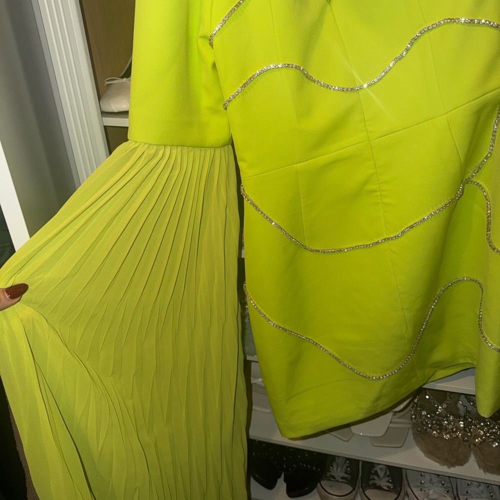 One-Shoulder Neon Lime Midi Dress with Draped Sleeve - Picture 5 of 6